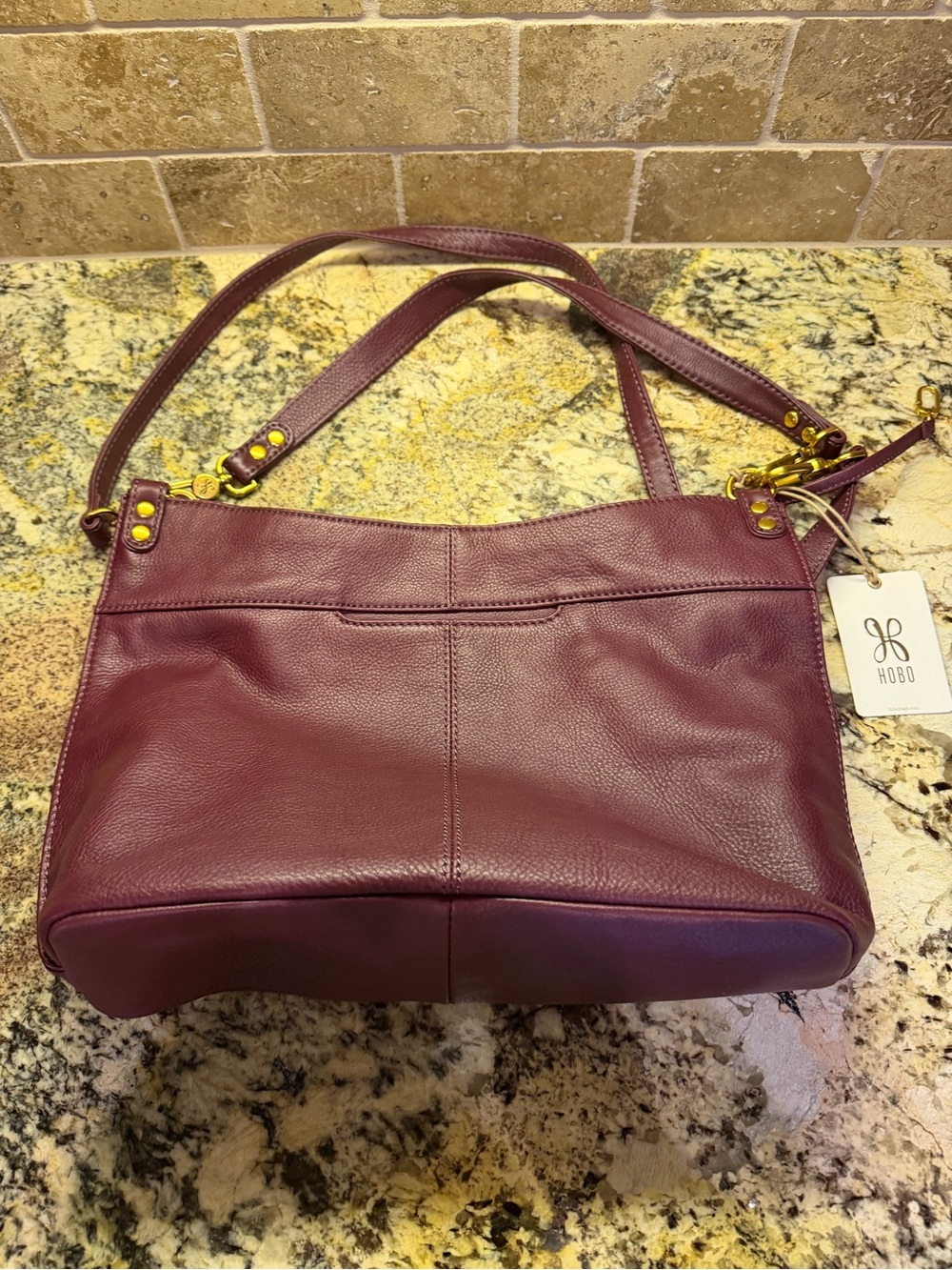 Hobo Women's Leather Shoulder Bag in Mulberry Glaze - Picture 2 of 9